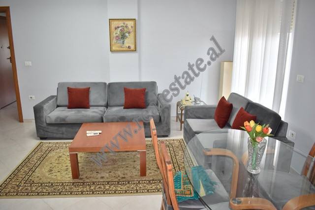 Apartament 2+1 per shitje prane Parkut Rinia ne Tirane